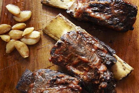 This Marinade Makes The Meat So Tender On These Ribs That It Falls Right Off The Bone Cook Them