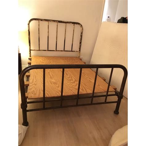 Antique Full Size Iron Bed Chairish
