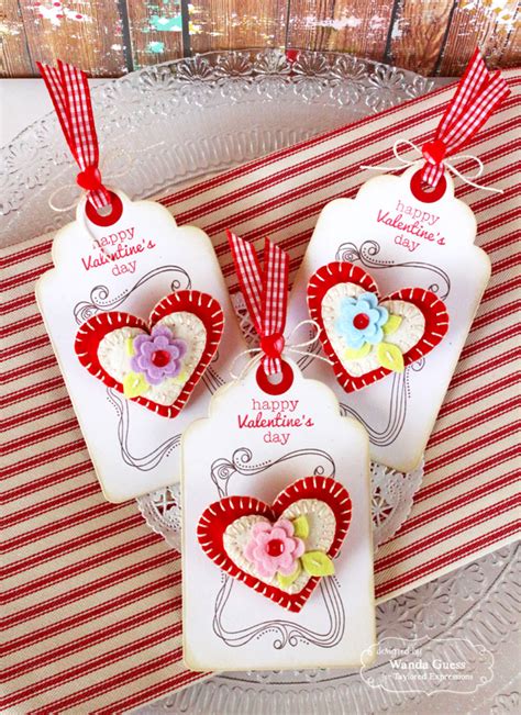Felt Heart Valentine Pins A Blog Called Wanda