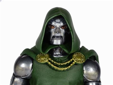 Reseña De Doctor Doom De La Serie De Fantastic Four De Marvel Legends