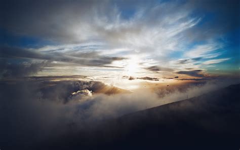 2880x1800 Landscape Nature Clouds Mist Sun Rays Sky Mountains