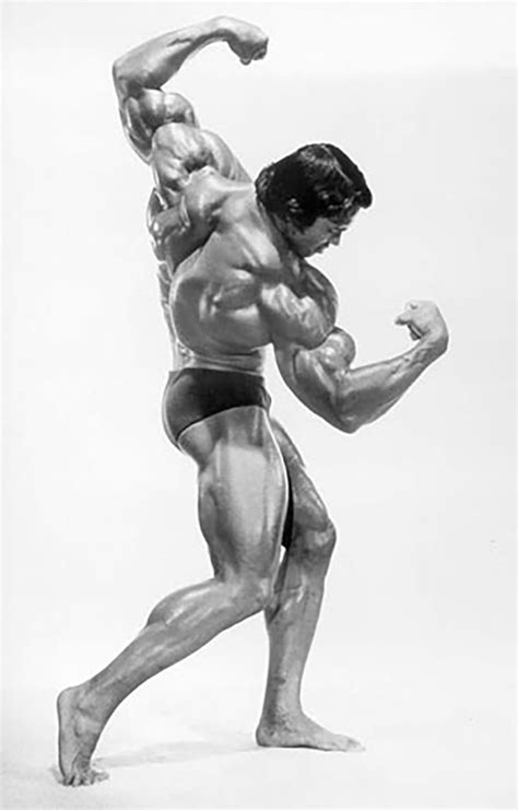 No One Can Hit This Pose Better Than Levrone Looking