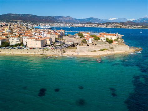 Vol Paris Ajaccio Air France Comparez Les Vols Paris Ajaccio Par Air France