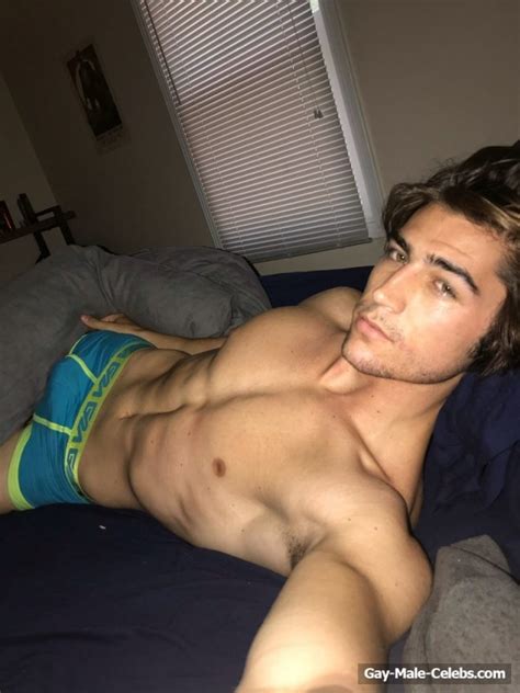 Male Model Austin Sikora Nude Selfie Photos Man Men