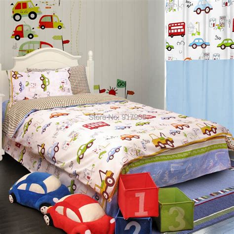 You can use these beautiful boys full bedding. Cute Cartoon Race Cars Bed Set Full Size Modern Cartoon ...