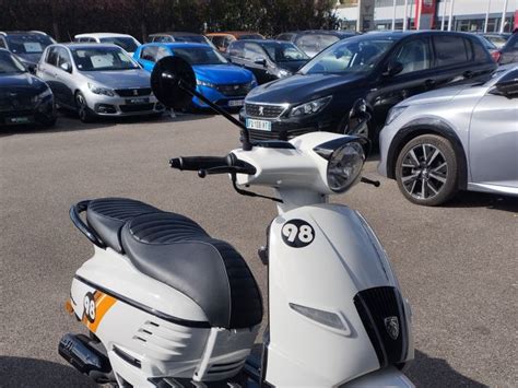 PEUGEOT DJANGO 50 2024 50 Cm3 Scooter 157 Km Blanc 62200