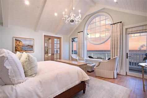 A Look At Some Master Bedrooms With Amazing Views Homes Of The Rich