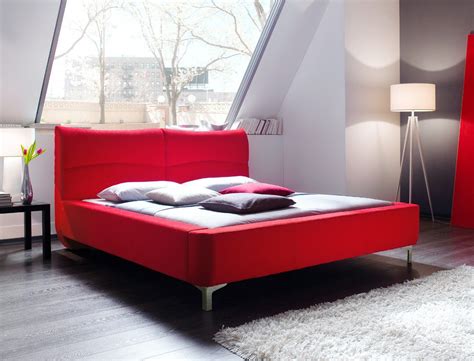 Das polsterbett dennis mit stoffbezug und gesteppten kopfteil bietet ihnen gemütlichkeit für die nächte. Polsterbett Bett 180x200 Stoffbezug rot Doppelbett Ehebett ...