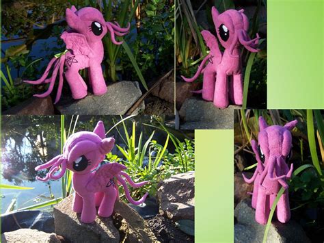 My Little Pink Cthulhu Pony By Darkcherry87 On Deviantart
