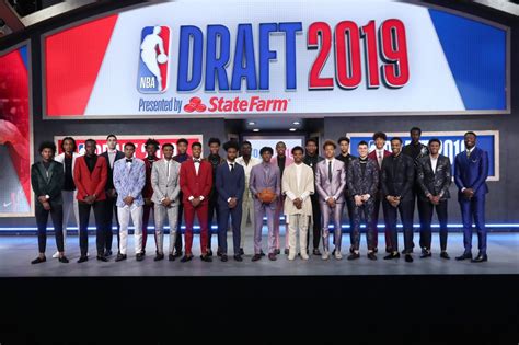 The 2020 nba draft was pushed back until october 16, which gives front offices and analysts far more time to evaluate this class of prospects. Basket, NBA 2020: Draft lottery e combine rinviate a data ...