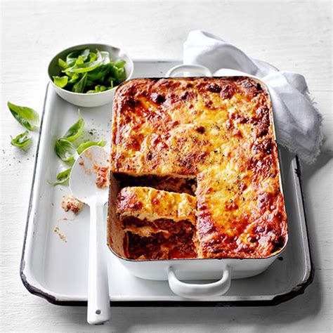 Go To Easy Beef Mince Lasagne New World