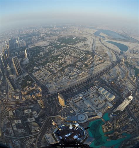 Photographers Incredible Selfie From Burj Khalifa Shows World At His