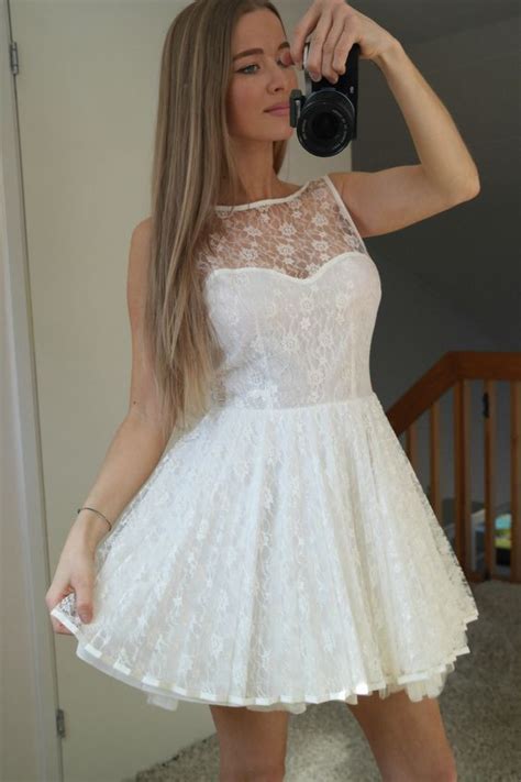 Pretty Short White Sleeveless Lace Backless Short Homecoming Dress456