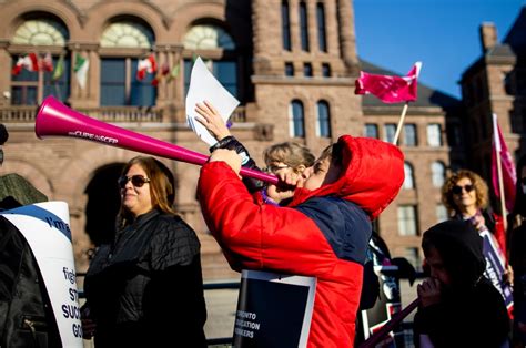 What The Gta School Boards Are Planning If Ontario S Education Workers Strike Again Cbc News