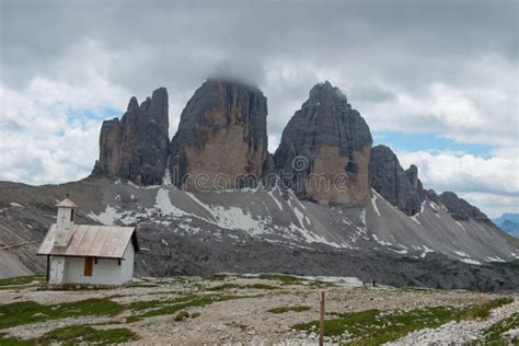 The Three Peaks Of Lavaredo Stock Image Image Of Italy Lavaredo