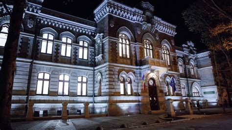 National Art Museum Of Moldova Sightseeing Chisinau