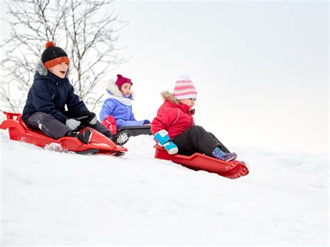 The Best Sleds For Toddlers Kids And Teens Available On Amazon Sheknows