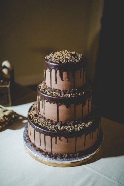 Cameron and Matt's Wedding in Searcy, Arkansas in 2020 | Chocolate cake