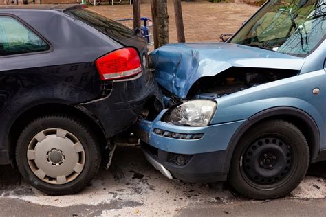 Common Types Of Rear End Collision Injuries Alvendia Kelly And Demarest