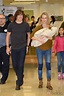 Carles Puyol y Vanesa Lorenzo presentan a su hija Manuela - Carles ...