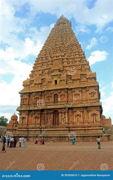 Main Tower Of Big Temple Thanjavur Tamilnadu India Editorial Image