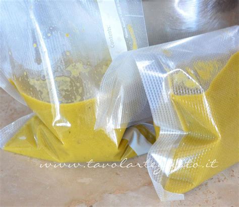 Sapere come congelare le zucchine in modo corretto è di fondamentale importanza se si vuole ottenere un buon prodotto finale che mantenga ma come congelare le zucchine: Conservare e Congelare le verdure crude e cotte