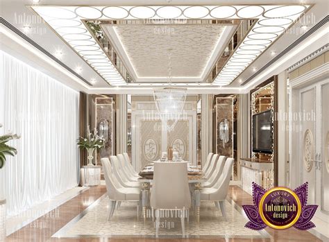 They can be made to fit almost any number of chairs (reasonably). Palatial dining interior