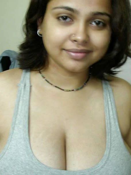 Hot Chubby Desi Girlfriends Full Nude XXX Photos