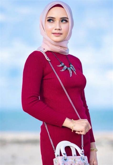 Pin By Mbadrul On Puki Tembam Hijabi Girl Fashion Beautiful Hijab