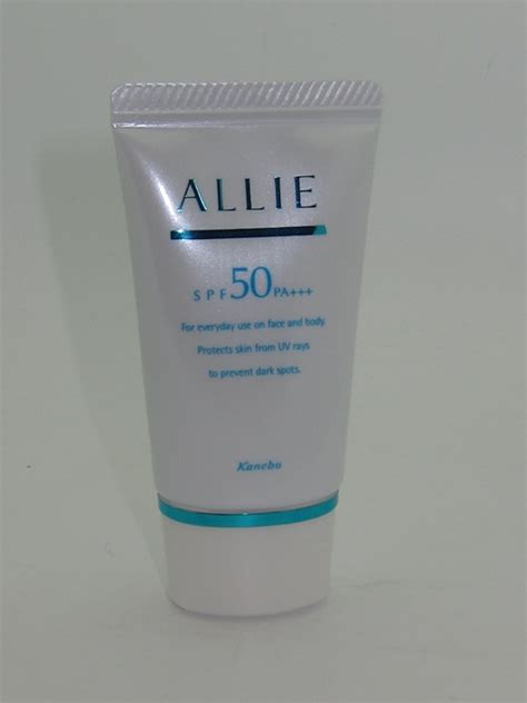kanebo allie extra uv gel mineral moist spf 50 pa review musings of a muse