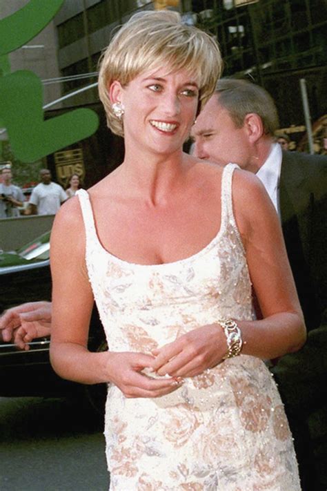 Of Princess Diana S Best Hairstyles Princess Diana Hair Diana Haircut Flower Girl