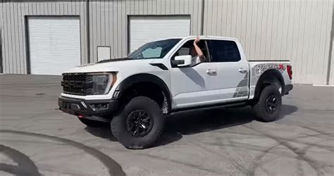 Cleetus Mcfarland Trades In His Ford F 150 Raptor For A Raptor R And