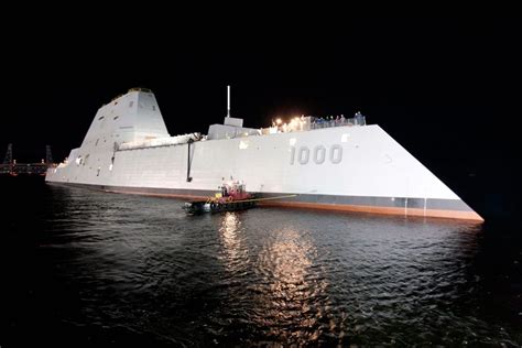 Ddg 1000 Zumwalt Launched Without Fanfare At Bath Iron Works Defense Media Network