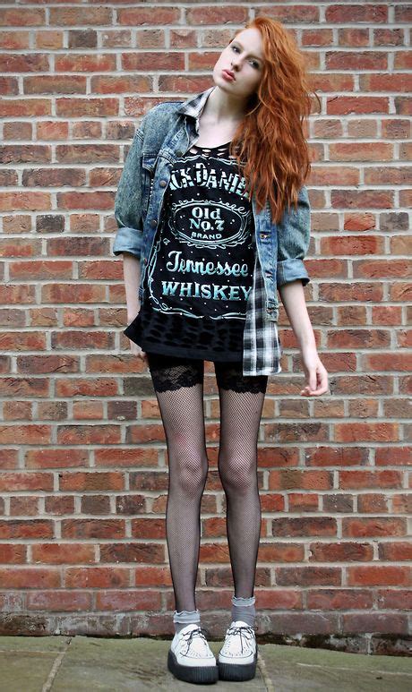 28 Grunge Ways To Wear Denim Jackets E Girl Outfits Grunge Outfits