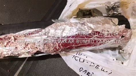 Haluskan bawang merah, bawang putih, cabe rawit, jahe, kunyit. Ikan Pepes Patin Bakar Bambu Karimata | unboxing - YouTube