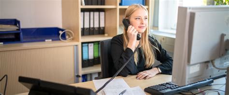 Sorgen sie für frischen wind im büro. Kauffrau f. Büromanagement / Kaufmann f. Büromanagement ...