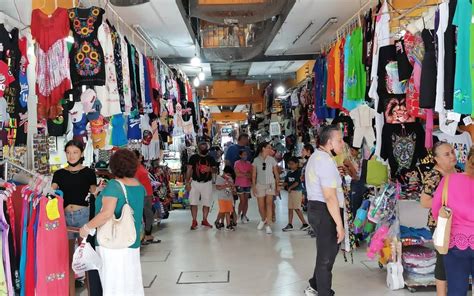 En Mazatlán Turistas Abarrotan El Mercado Pino Suárez El Sol De