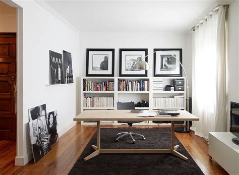 Tour celebrity homes, get inspired by famous interior designers, and explore the world's architectural. 30 Black and White Home Offices That Leave You Spellbound