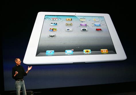 Ipad 2 Release Day How To Get Apples New Tablet Huffpost Impact