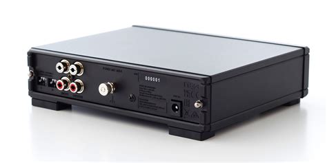 Rega Lanceert Compacte Phono Versterkers Fono Mc Mk4 En Fono Mm Mk5