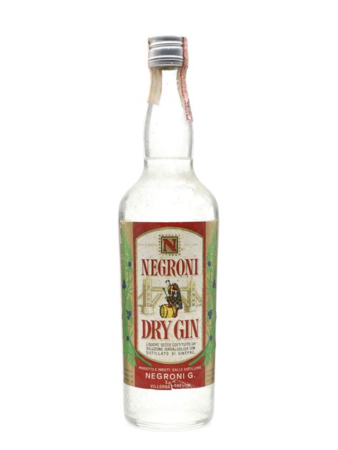 The negroni is an italian cocktail made from gin and, in many ways, is a sweet italian martini. Negroni Dry Gin - Lot 39736 - Buy/Sell Spirits Online