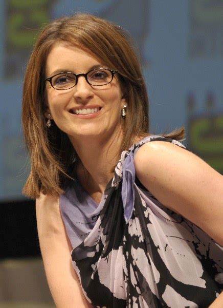 Tina Fey Swaps Out Her Signature Glasses
