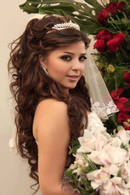 14 Wedding Hairstyle Ideas For Long Hair Circletrest