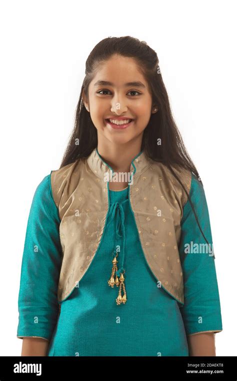 Colourful Indian Girl Hi Res Stock Photography And Images Alamy