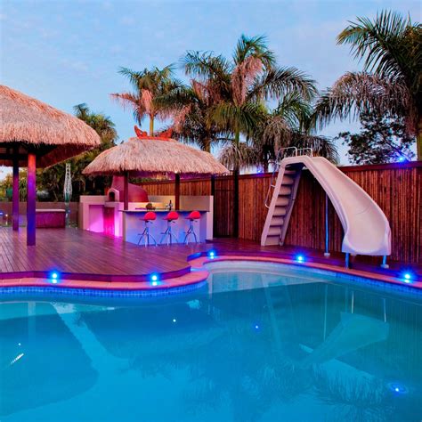 Albums 91 Pictures Pictures Of Backyards With Pools Stunning