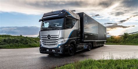 Daimler Trucks Startet Intensive Tests Seines Brennstoffzellen Lkw