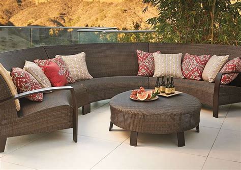 Create A Curved Sofa That Fits Your Space By Pairing Our Sleek Del Mar