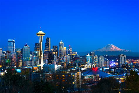 Seattle Skyline with Mount Rainier 2014 by LarryGorlin on DeviantArt