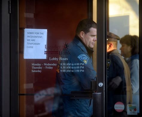 Arlington Cops Shoot Accused Bank Robber Boston Herald