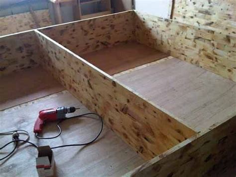 We used 1x8s to get the seating height, but for a taller bed (and more storage) you could go up in board width size (ie 1x10 or 1x12). DIY Lift Top Storage Bed
